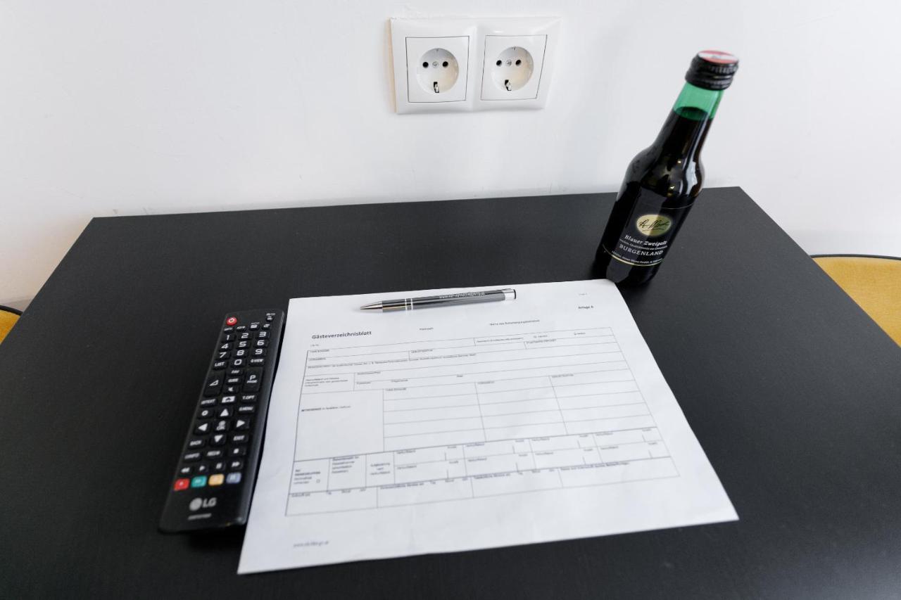 Wf-Apartment Westbahnhof Wiedeń Zewnętrze zdjęcie